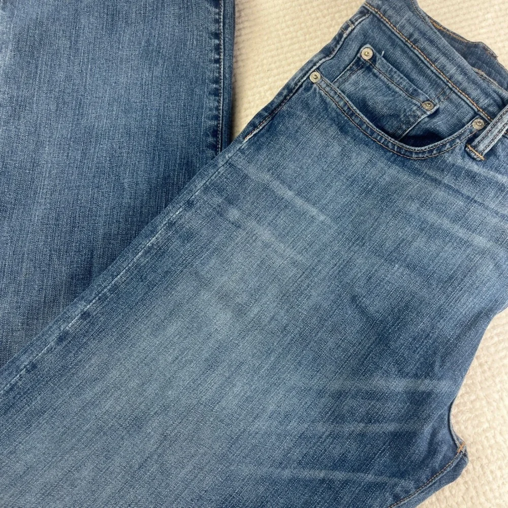 Levis 514 Straight Fit Mens Jeans W38 L32 Medium Wash Blue Denim Pants